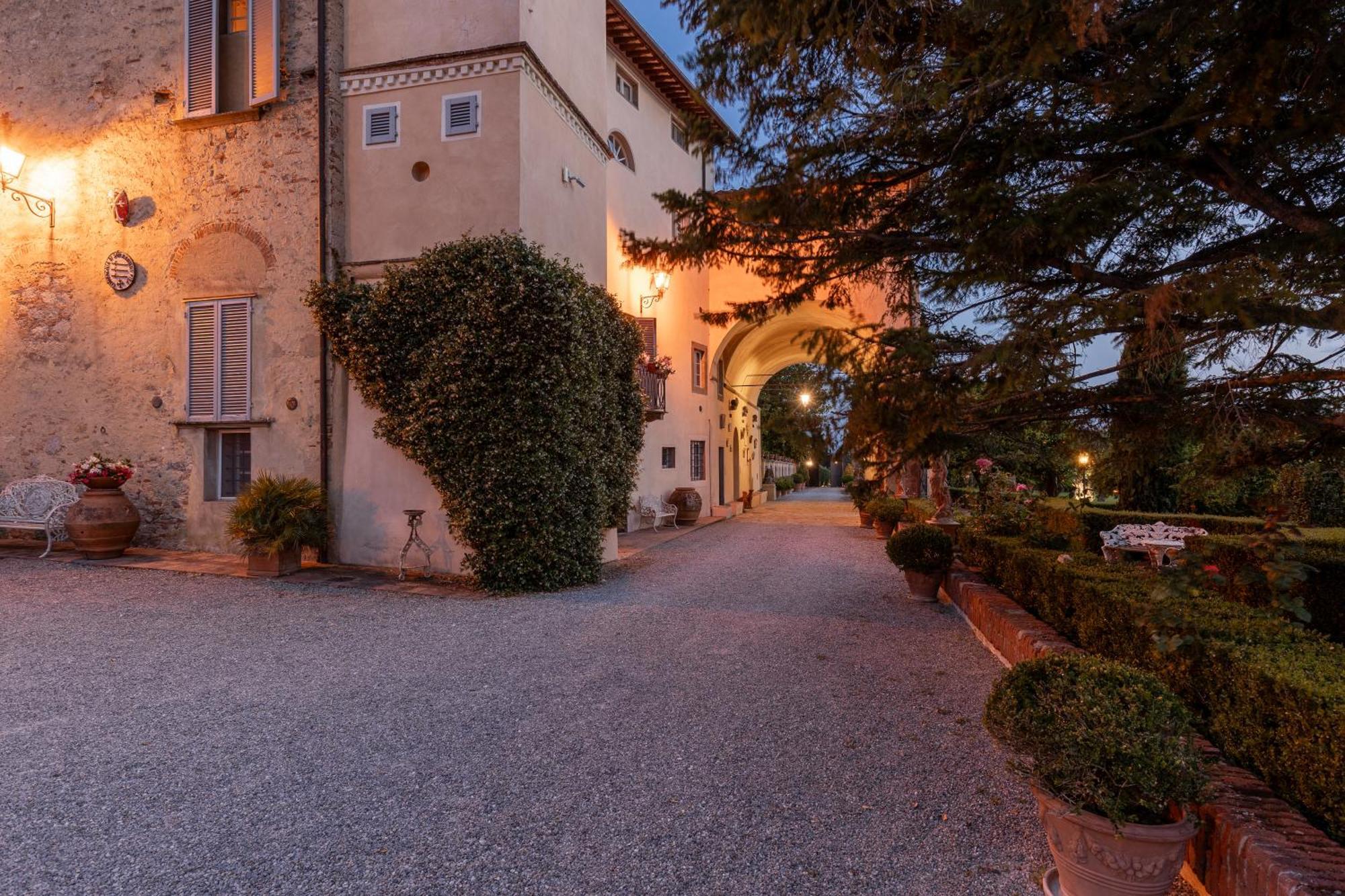 Villa Scorzi - Relais De Charme (Adults Only) Calci Bagian luar foto